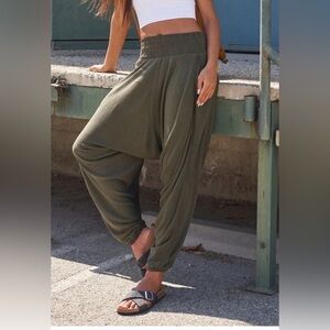 Free People FP Movement Windy Meadow Harem Pants – Cargo Khaki – Size Small